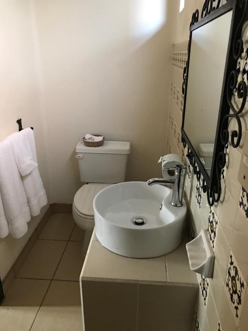 Hotel Villa De Flores Uruapan  Εξωτερικό φωτογραφία