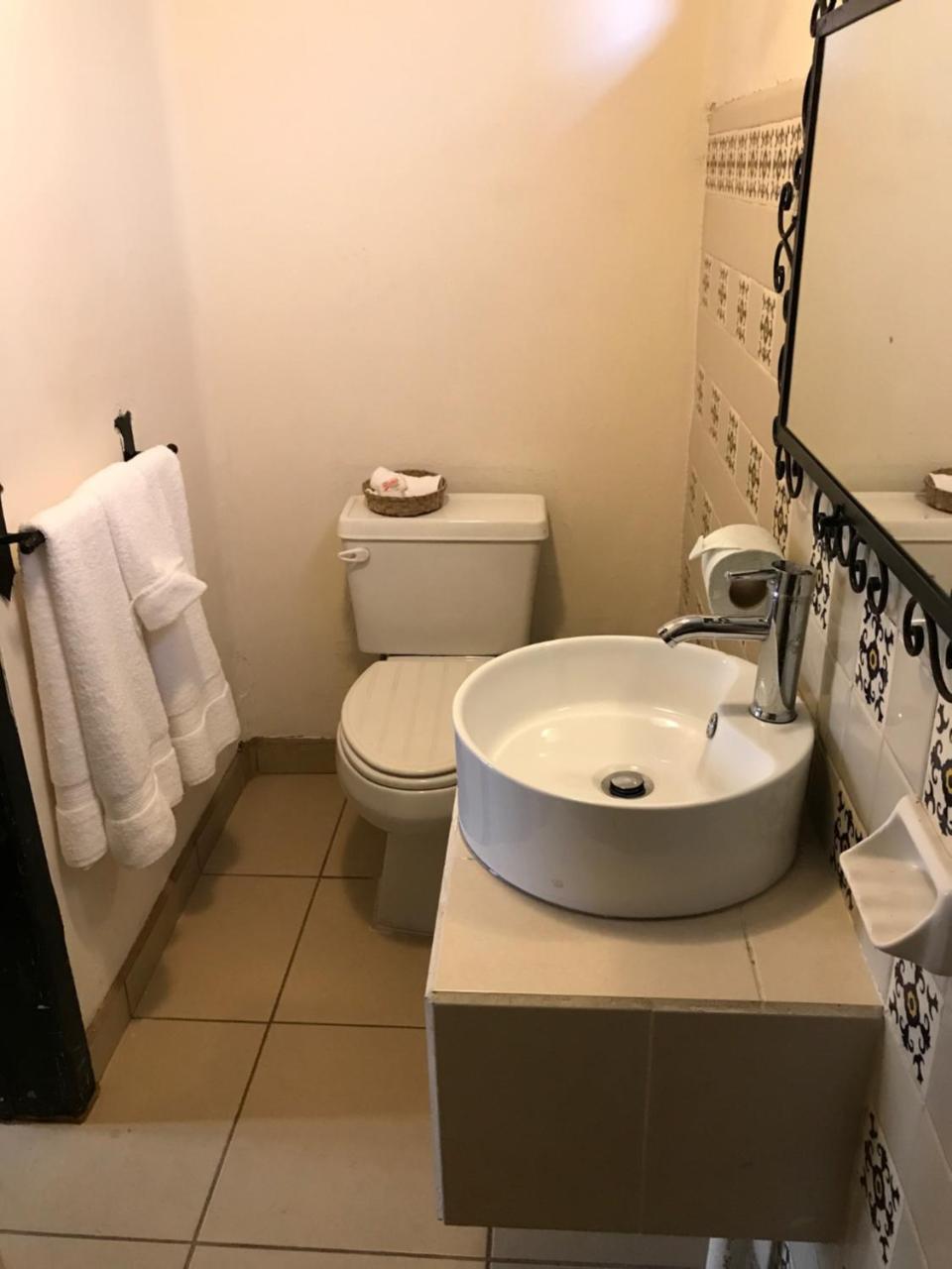 Hotel Villa De Flores Uruapan  Εξωτερικό φωτογραφία