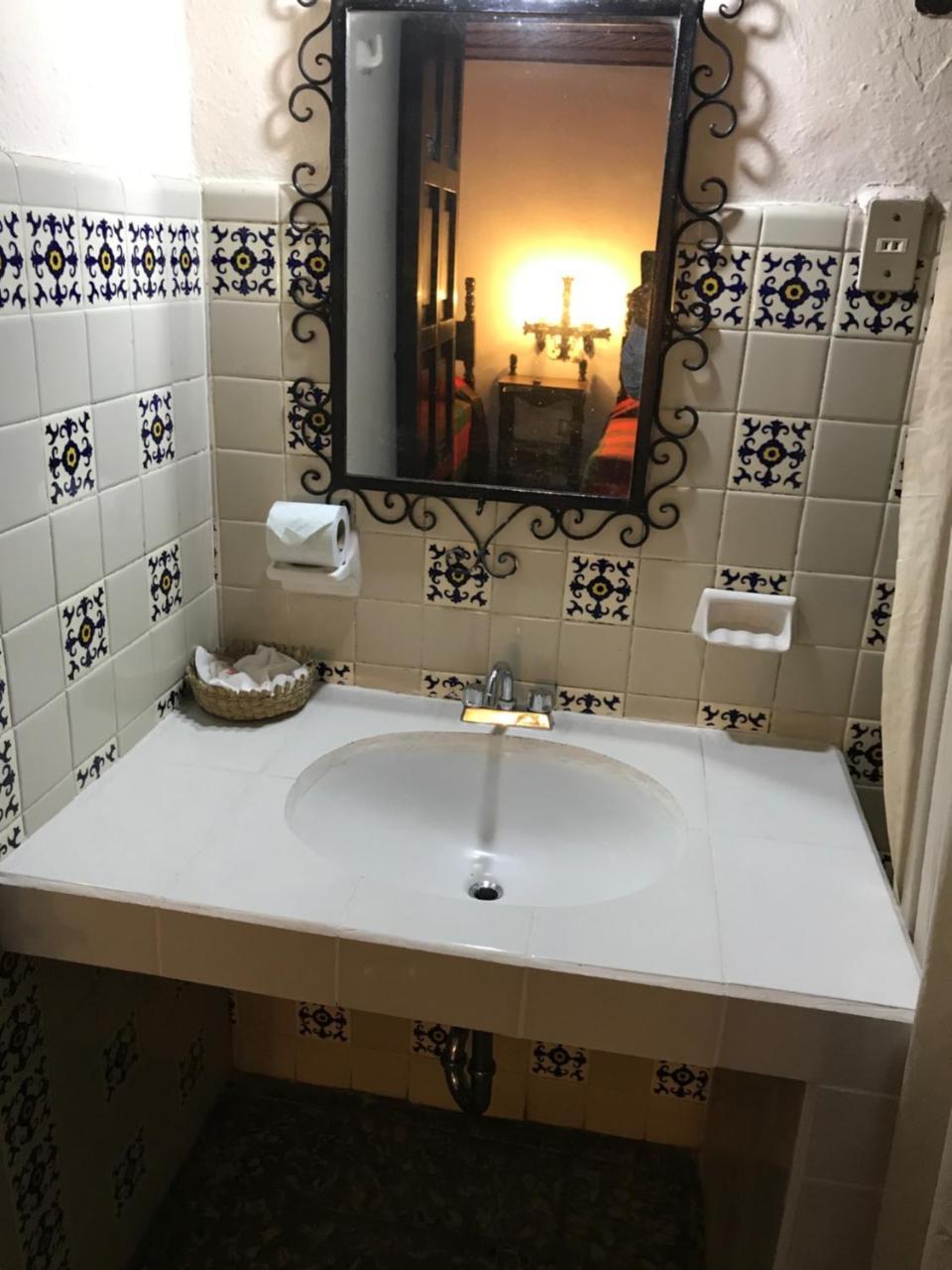 Hotel Villa De Flores Uruapan  Εξωτερικό φωτογραφία