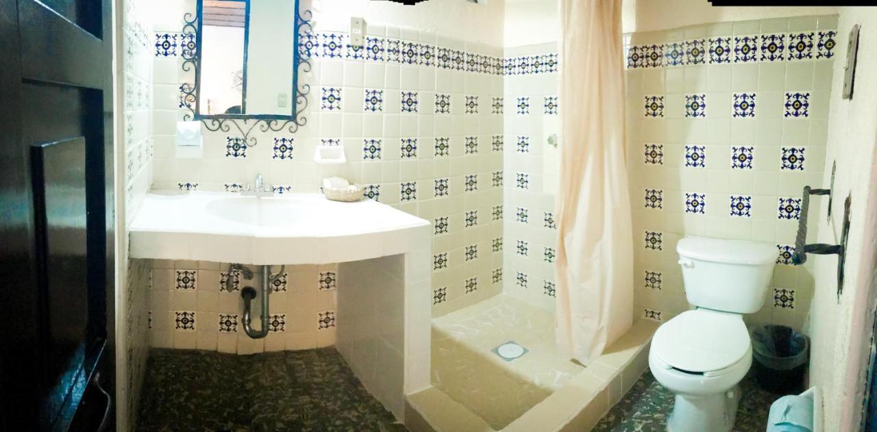 Hotel Villa De Flores Uruapan  Εξωτερικό φωτογραφία