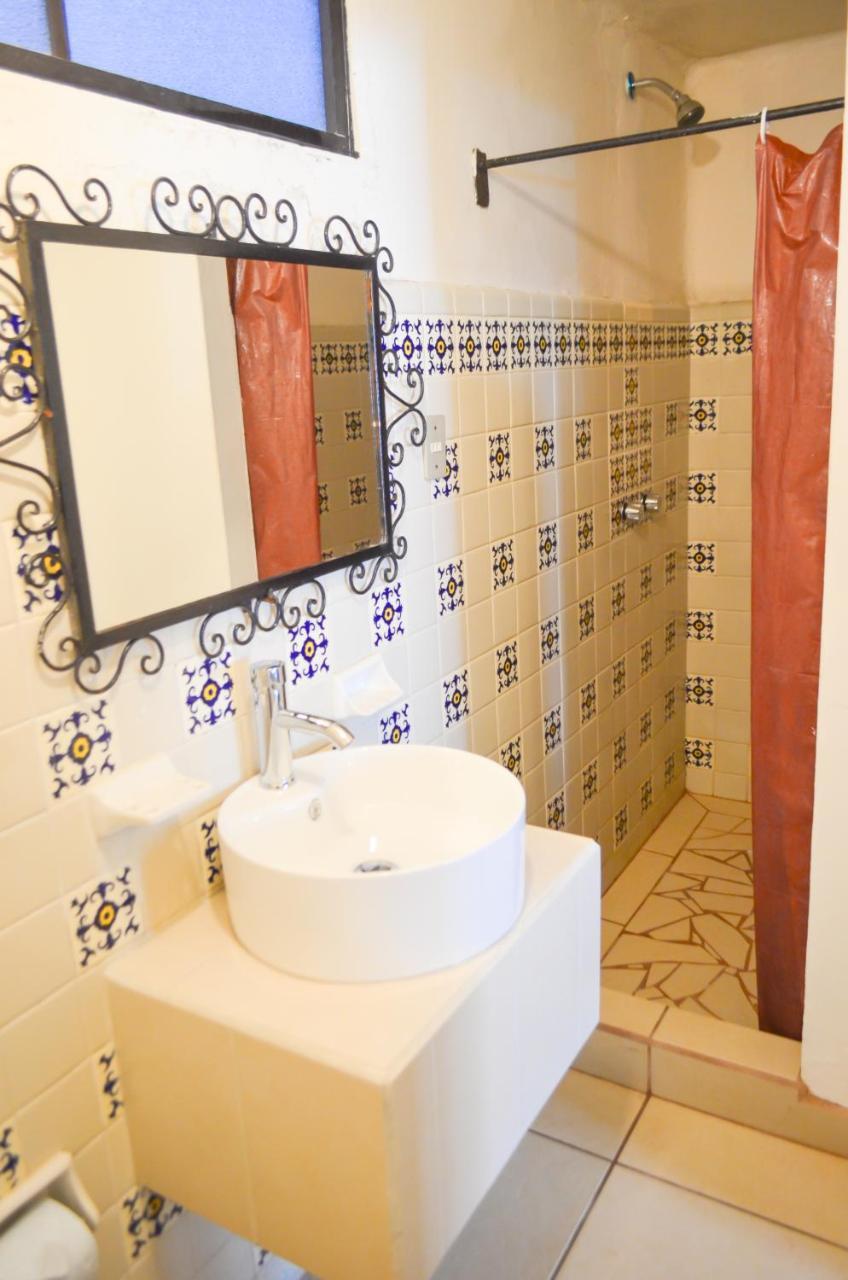 Hotel Villa De Flores Uruapan  Εξωτερικό φωτογραφία