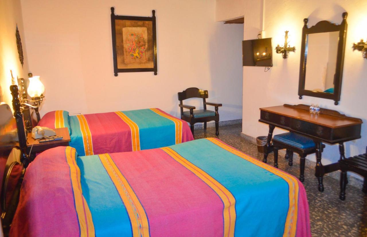 Hotel Villa De Flores Uruapan  Εξωτερικό φωτογραφία