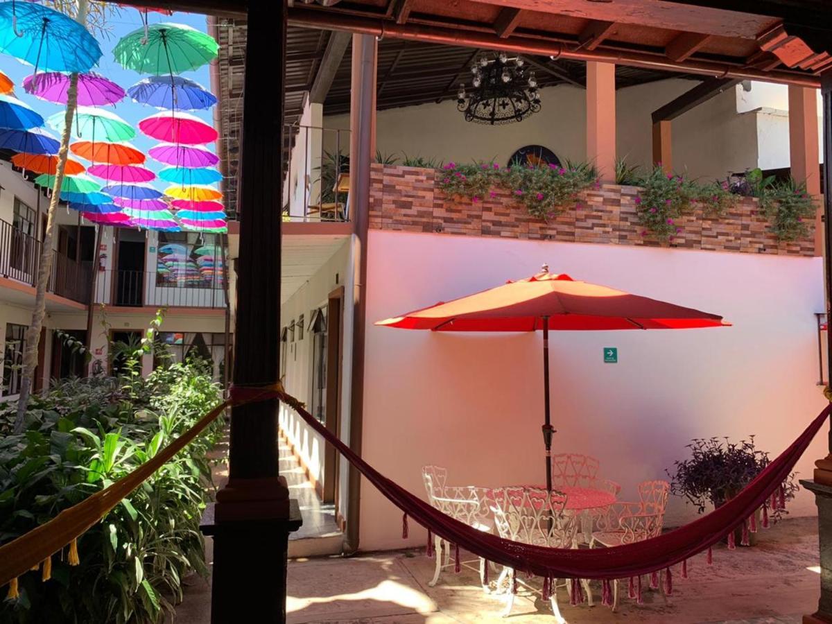 Hotel Villa De Flores Uruapan  Εξωτερικό φωτογραφία