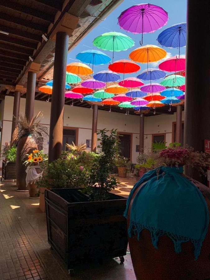 Hotel Villa De Flores Uruapan  Εξωτερικό φωτογραφία